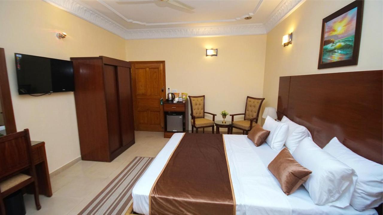 World Inn Hotel Karachi Esterno foto