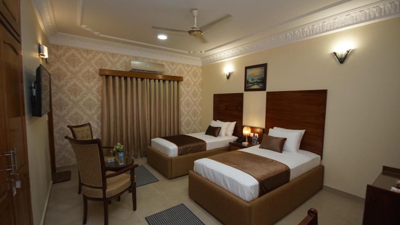 World Inn Hotel Karachi Esterno foto